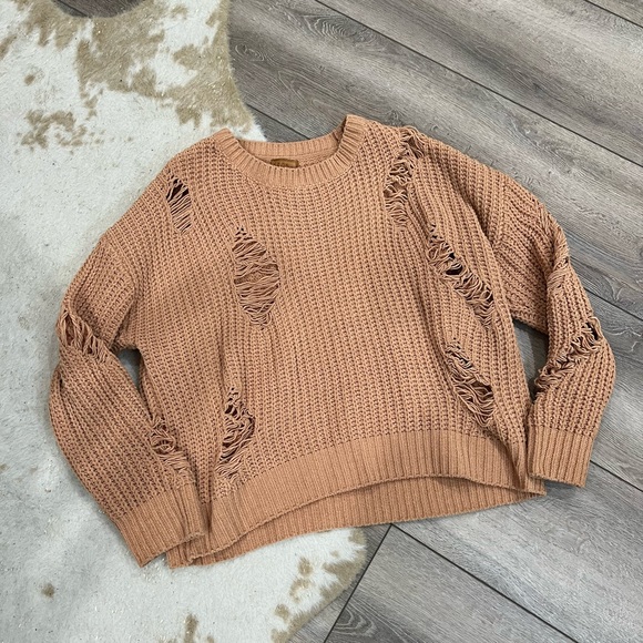 POL Sweaters - POL tan distressed ripped chenille pullover sweater